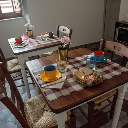 La Casa Di Nonno Couette-café Ghilarza