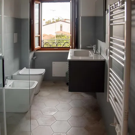 La Casa Di Nonno Bed & Breakfast 3*